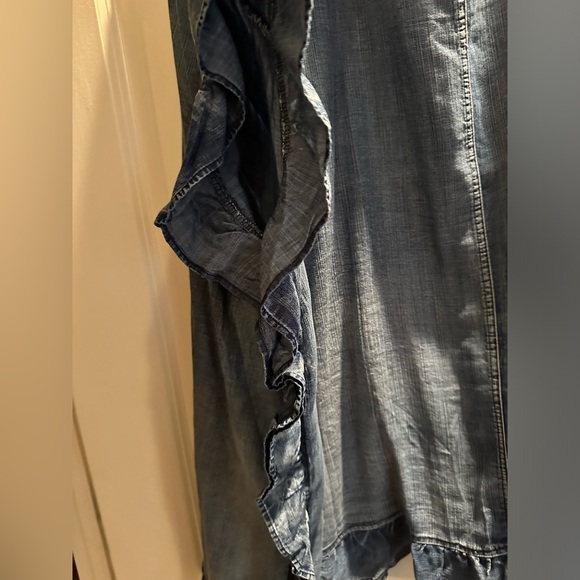 Easel Denim cardigan with ruffle detail. Size 2X. Worn once. Lightweight - Picture 4 of 4